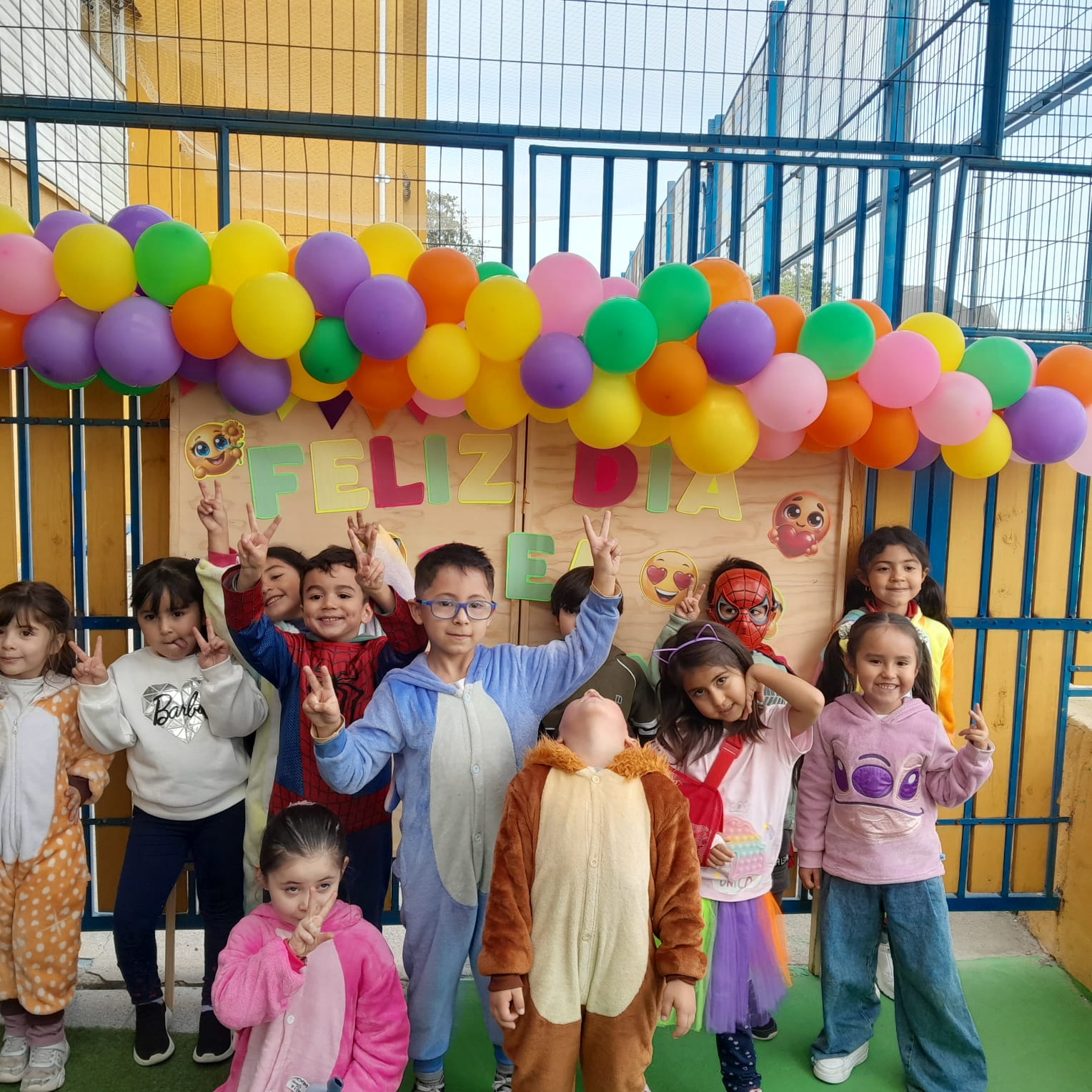 ¡Día del estudiante! 2025 - 504405288_1185077483415242_4121573416329447937_n.jpg